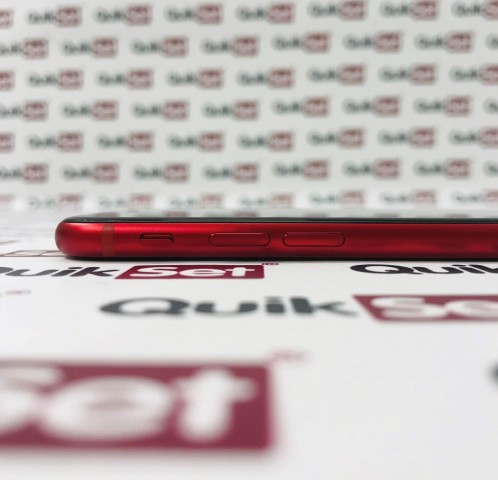 Apple iPhone 8 256GB červený kategorie A