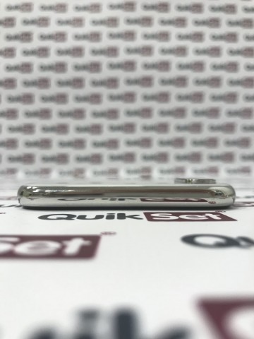 Apple iPhone X 64GB stříbrný - kategorie B