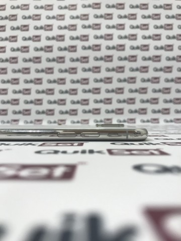 Apple iPhone X 64GB stříbrný - kategorie B