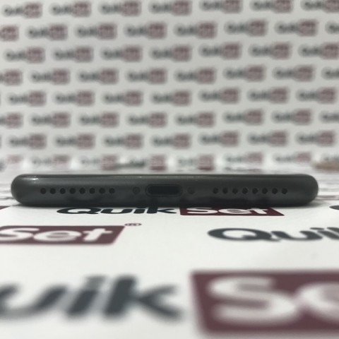 Apple iPhone 8 Plus 64GB vesmírně šedý Kategorie A