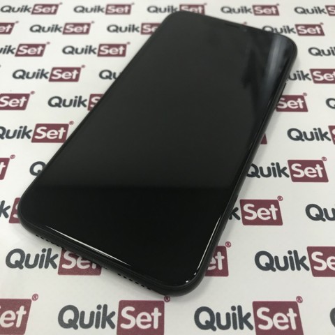 Apple iPhone XR 64GB černý - kategorie A
