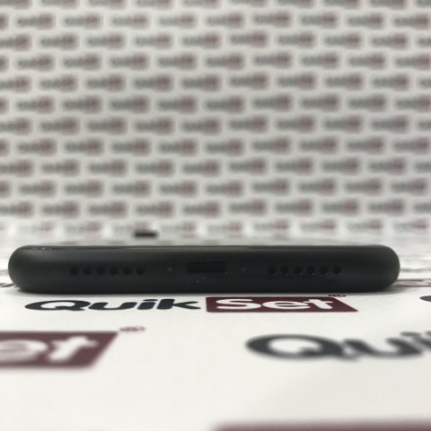 Apple iPhone XR 64GB černý - kategorie A