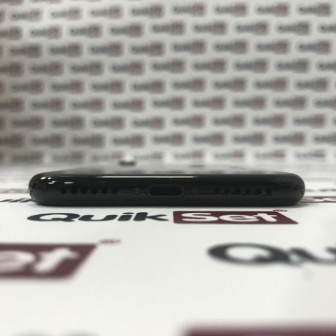 Apple iPhone 7 128GB temně černý - Kategorie A