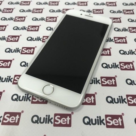 Apple iPhone 7 32GB stříbrný - Kategorie A