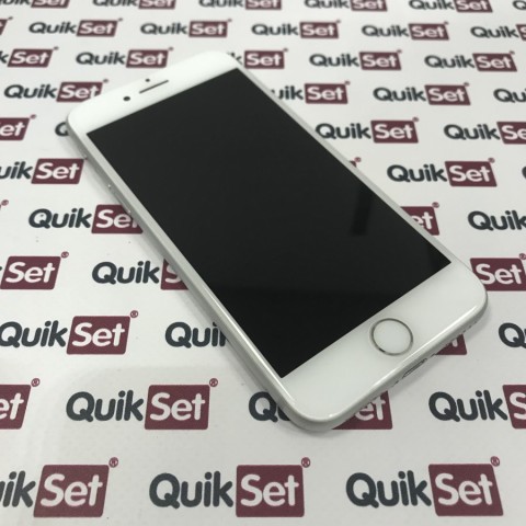 Apple iPhone 7 32GB stříbrný - Kategorie A
