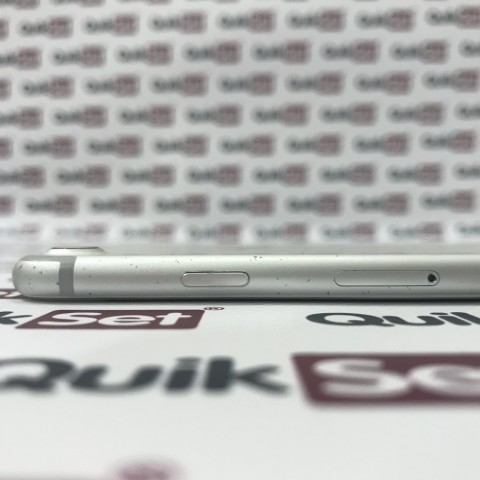 Apple iPhone 7 32GB stříbrný - Kategorie B