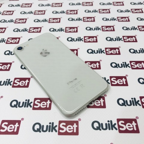 Apple iPhone 8 256GB stříbrný- kategorie A
