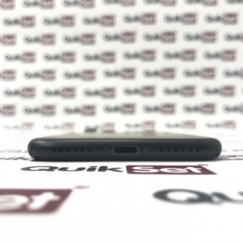 Apple iPhone 7 128GB černý - Kategorie A