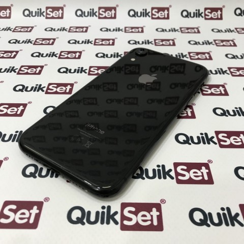 Apple iPhone XR 128GB černý kategorie C
