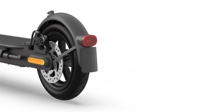 Xiaomi Mi Electric Scooter Pro 2 černá č.6